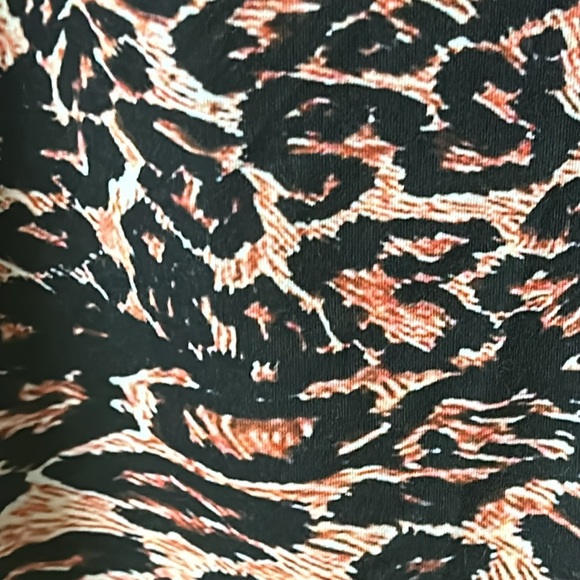 CBR Exclusive Selection women sleeveless animal print stretch top - Picture 10 of 10